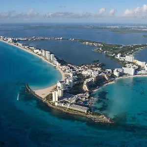 Aloft 4*, Cancun Mexico