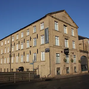 Waterfront 3*, Brighouse United Kingdom